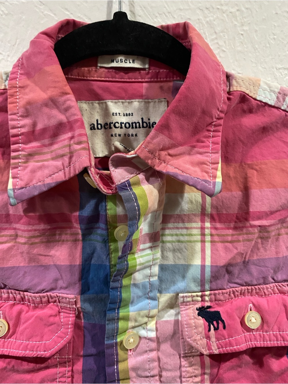 Abercrombie & Fitch Pink Plaid Casual Button-Down Shirt